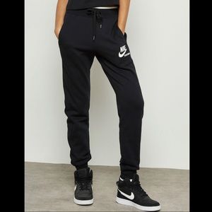 Nike Sportswear Archive Joggers